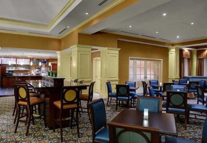 Courtyard Chapel Hill Hotel Buitenkant foto